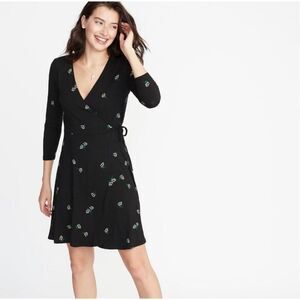 ✨Old Navy Black Yellow White Daisy Floral Mini Wrap Sz Large Dress✨